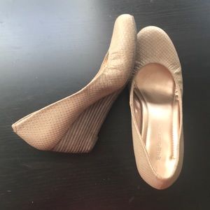 🔴 BCBGeneration wedges (size 7, used)